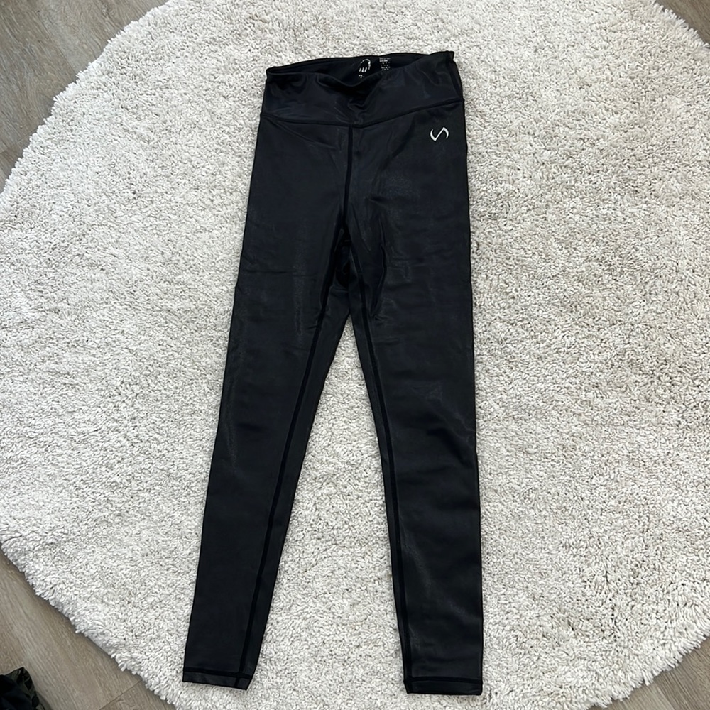 TLF shiny leggings